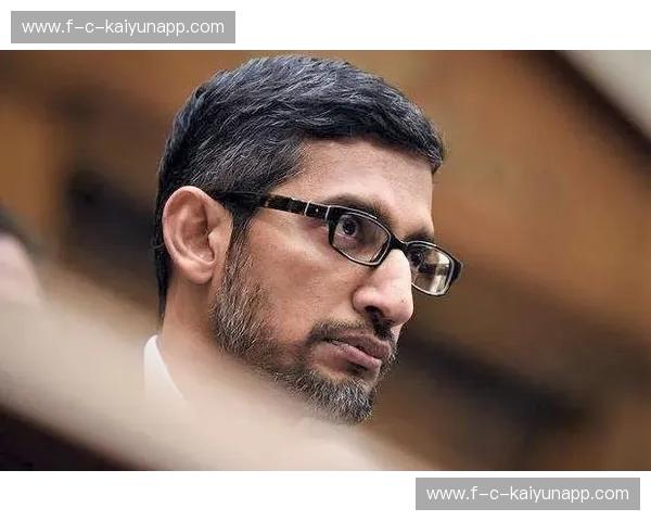 绿茵巅峰的权杖之争：里奥内格罗与竞技会的安蒂奥基亚德比风云